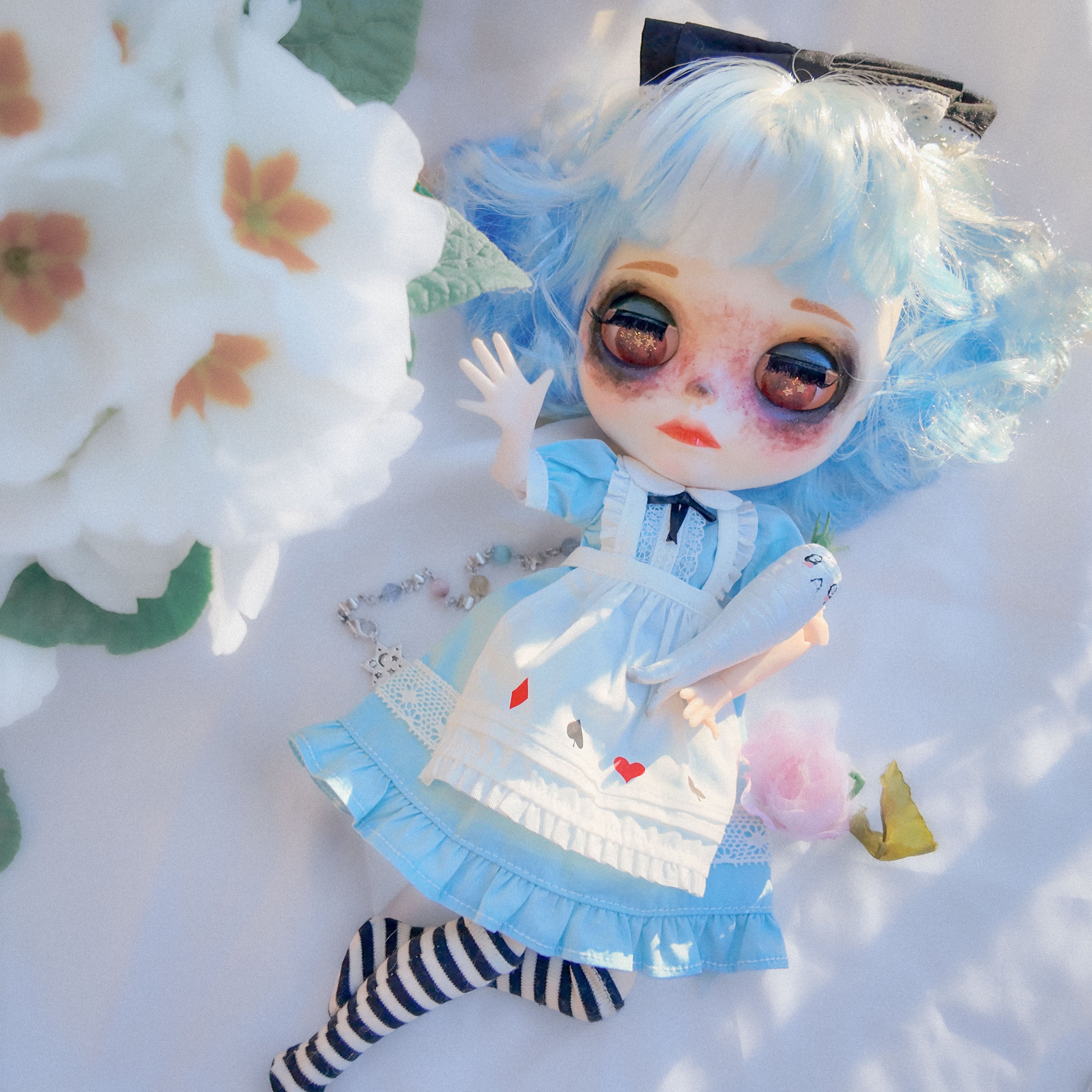 ❝Civil Bitch in Wonderland❞ Custom Blythe Doll