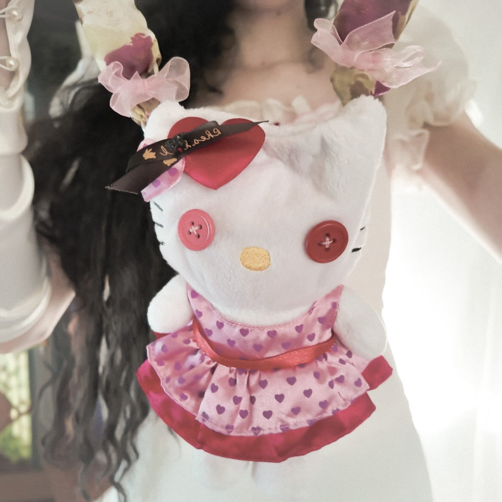 Key Hider 03 🗝 Hello Kitty (bambola maledetta) Rhaetia