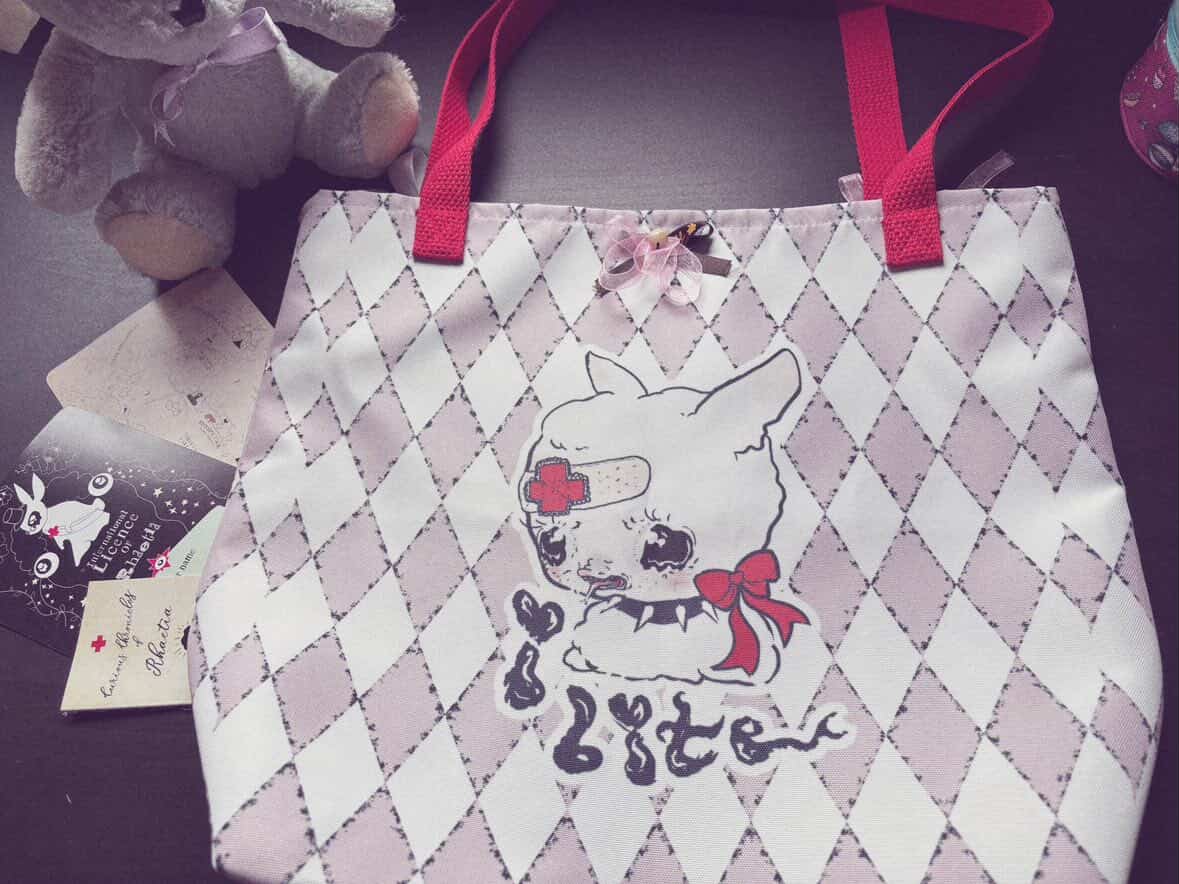 I bite ✚ Tote bag